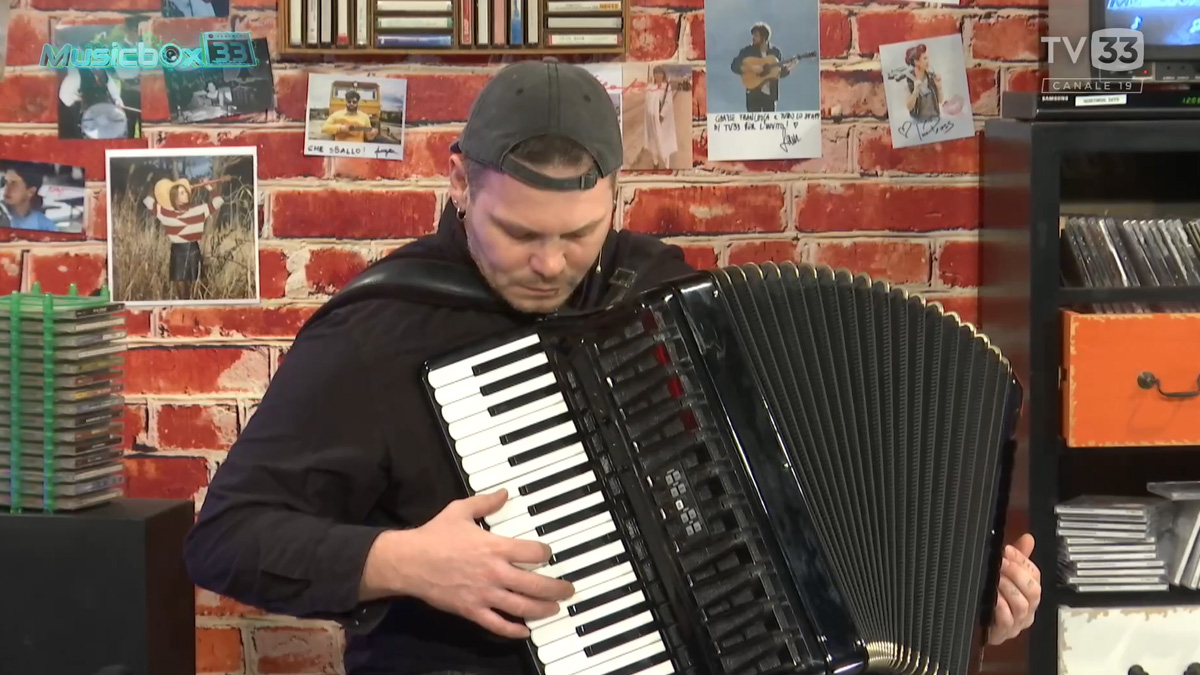 Musicbox33